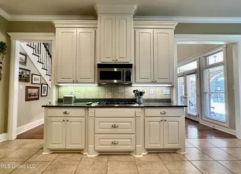 Kitchen - 127 Dunleith Way, Clinton, MS 39056 photo 8 of 9