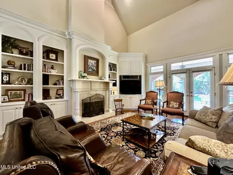 Living - 127 Dunleith Way, Clinton, MS 39056 photo 10 of 11