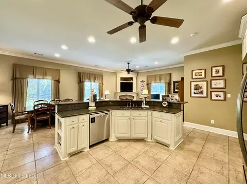 Kitchen - 127 Dunleith Way, Clinton, MS 39056 photo 3 of 9
