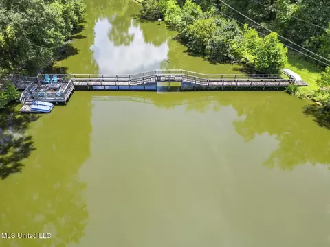 View/Area - 127 Winged Foot Cir, Jackson, MS 39211 photo 10 of 12
