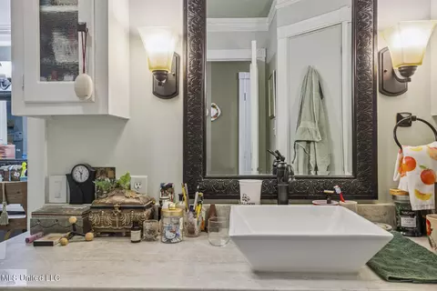 Bath - 127 Winged Foot Cir, Jackson, MS 39211 photo 5 of 6