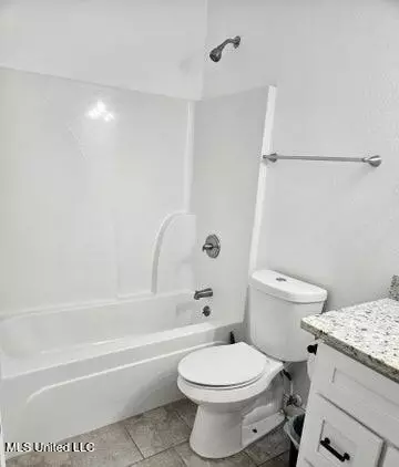 Bath - 19570 Rudd Dr, Saucier, MS 39574 photo 1 of 2