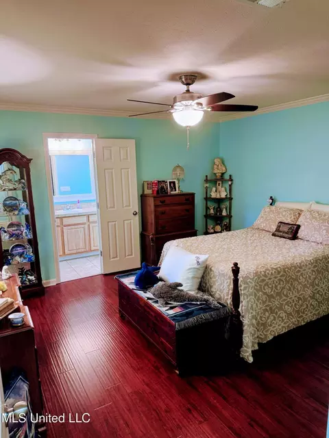 Bedroom - 616 Shadowridge Dr, Brandon, MS 39047 photo 2 of 2