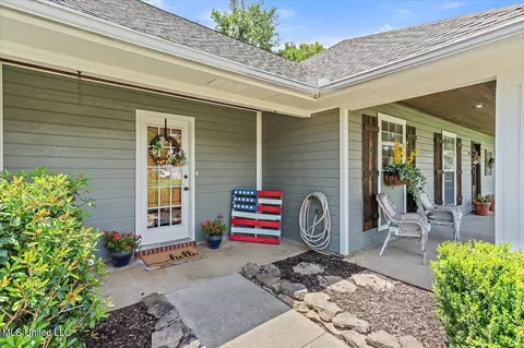 39 Lamplighter Rd, Pearl, MS 39208 photo 5