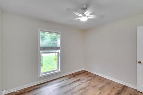 Bedroom - 625 Briars Bnd, Brandon, MS 39042 photo 8 of 12