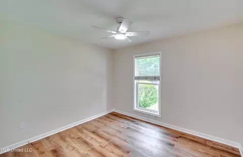 Bedroom - 625 Briars Bnd, Brandon, MS 39042 photo 5 of 12