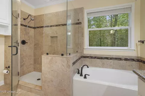 Bath - 1629 Kimbell Rd, Terry, MS 39170 photo 4 of 6