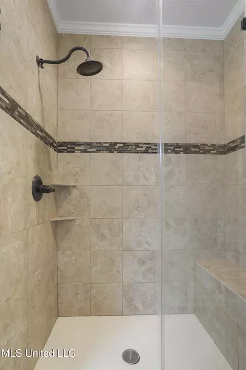 Bath - 1629 Kimbell Rd, Terry, MS 39170 photo 6 of 6