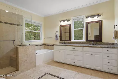 Bath - 1629 Kimbell Rd, Terry, MS 39170 photo 1 of 6