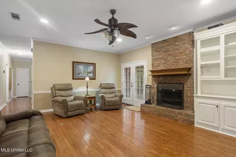 Living - 1629 Kimbell Rd, Terry, MS 39170 photo 2 of 3