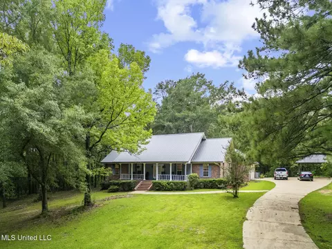 1629 Kimbell Rd, Terry, MS 39170