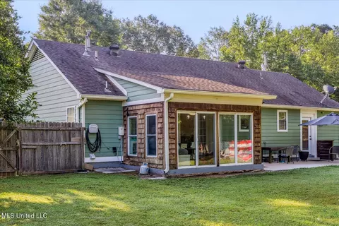 Exterior - 2985 Nolan Rd, Olive Branch, MS 38654 photo 7 of 9