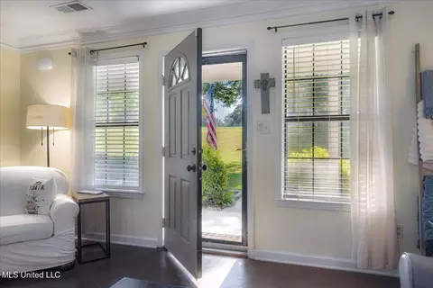 Entry Way - 2985 Nolan Rd, Olive Branch, MS 38654 photo 1 of 1