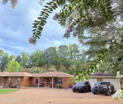 609 N Rutherford Dr, Kilmichael, MS 39747