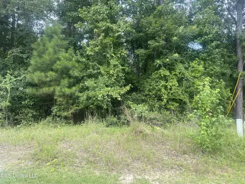N Diamondhead Drive, Diamondhead, MS 39525