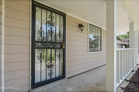 Exterior - 6671 River Birch Rd, Walls, MS 38680 photo 4 of 6
