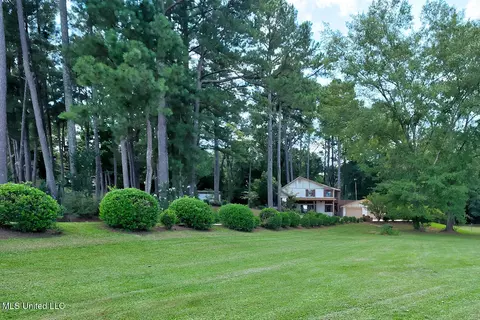 Exterior - 3953 Standing Pine Rd, Carthage, MS 39051 photo 8 of 11