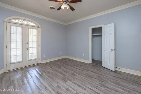 Bedroom - 100 Rolling Meadows Dr, Jackson, MS 39211 photo 2 of 3