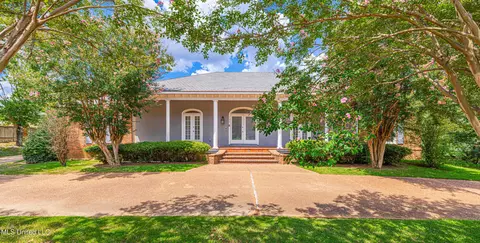 Exterior - 100 Rolling Meadows Dr, Jackson, MS 39211 photo 2 of 8