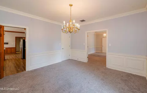Dining - 100 Rolling Meadows Dr, Jackson, MS 39211 photo 1 of 1