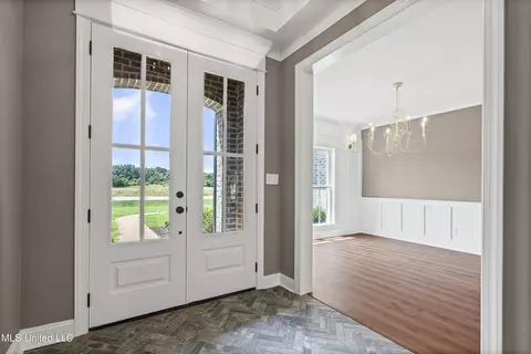 Entry Way - 1688 Ashtons Lane Ln, Hernando, MS 38632 photo 1 of 2