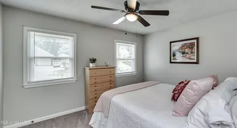 Bedroom - 556 Cliffview Dr, Brandon, MS 39047 photo 10 of 11