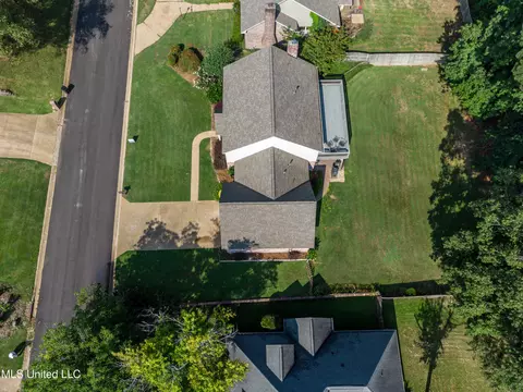 View/Area - 556 Cliffview Dr, Brandon, MS 39047 photo 2 of 2