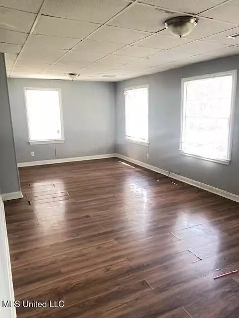 1034 Dorgan St, Jackson, MS 39204 photo 5