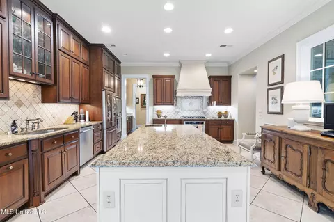 1001 Hickory Ridge Dr, Hernando, MS 38632 photo 11
