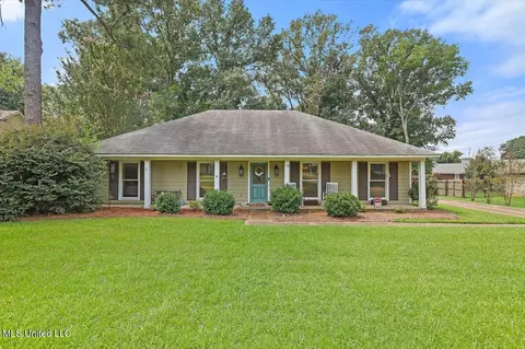 119 Azalea Cir, Madison, MS 39110