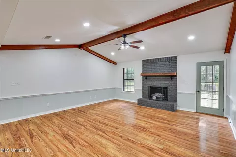 102 Hickory St, Brandon, MS 39042 photo 6
