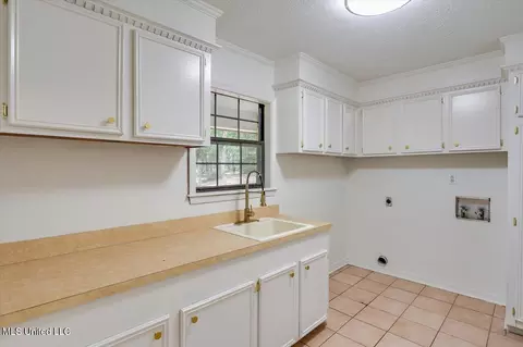 102 Hickory St, Brandon, MS 39042 photo 14