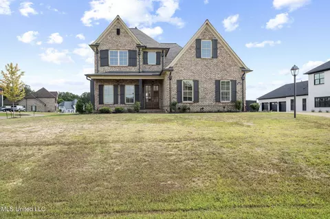 4435 S Bolivar Trl, Olive Branch, MS 38654