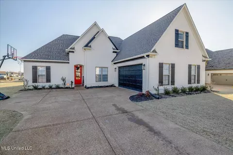 3823 Andreas Dr, Southaven, MS 38672