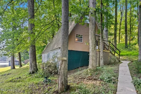 Exterior - 5210 Waikiki Cv, Hernando, MS 38632 photo 5 of 7