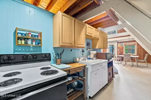 Kitchen - 5210 Waikiki Cv, Hernando, MS 38632 photo 1 of 1