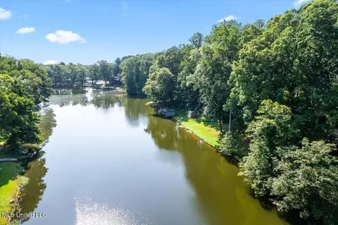 View/Area - 5210 Waikiki Cv, Hernando, MS 38632 photo 2 of 4