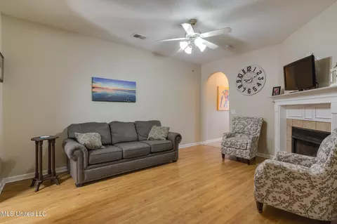 952 Martin Cir, Hernando, MS 38632 photo 7