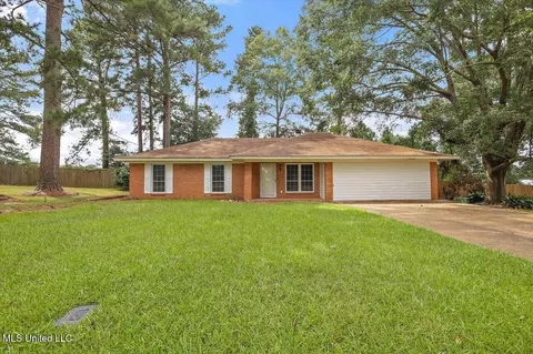 119 Monmouth Rd, Florence, MS 39073