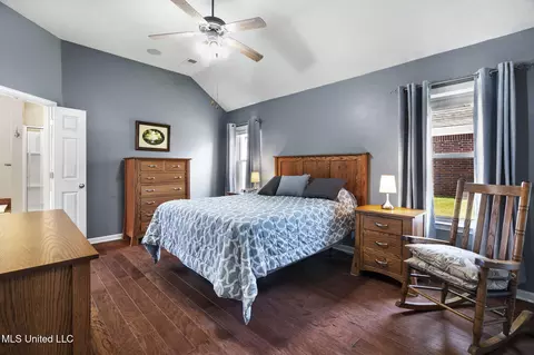 Bedroom - 7232 Maple Grove Rd, Olive Branch, MS 38654 photo 1 of 2