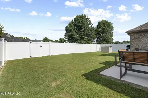 Exterior - 7232 Maple Grove Rd, Olive Branch, MS 38654 photo 4 of 5
