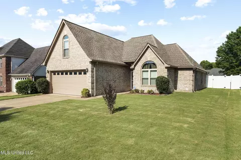 Exterior - 7232 Maple Grove Rd, Olive Branch, MS 38654 photo 3 of 5