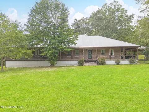 249 Beesley Rd, Lucedale, MS 39452