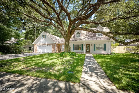 3607 Magnolia Bayou Cir, Ocean Springs, MS 39564
