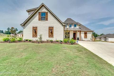 158 Bronson Bnd, Flowood, MS 39232