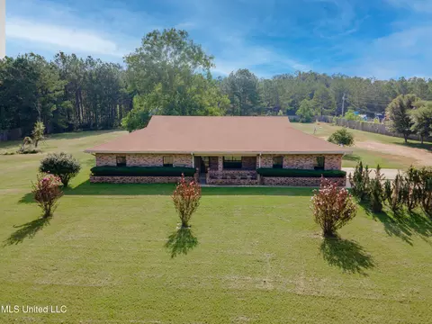 5232 Old Byram Rd, Byram, MS 39272