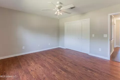 Bedroom - 5232 Old Byram Rd, Byram, MS 39272 photo 2 of 4