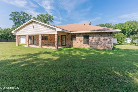 Exterior - 5232 Old Byram Rd, Byram, MS 39272 photo 15 of 18