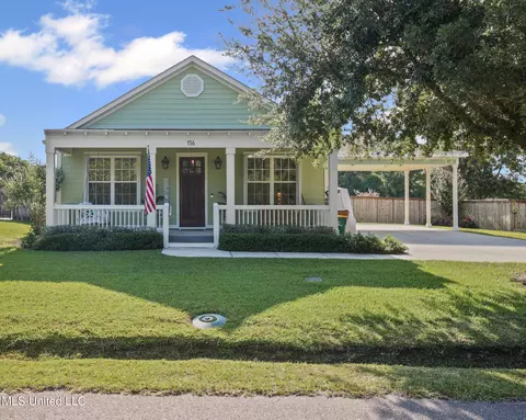 116 Elva Dr, Pass Christian, MS 39571