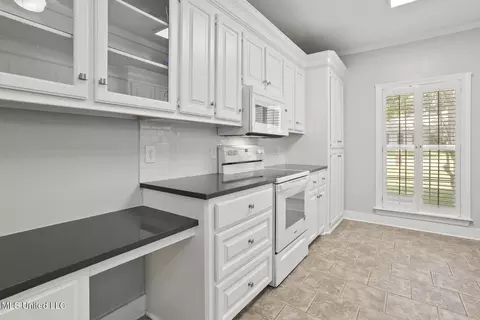 403 Ashtead Ct, Ridgeland, MS 39157 photo 9